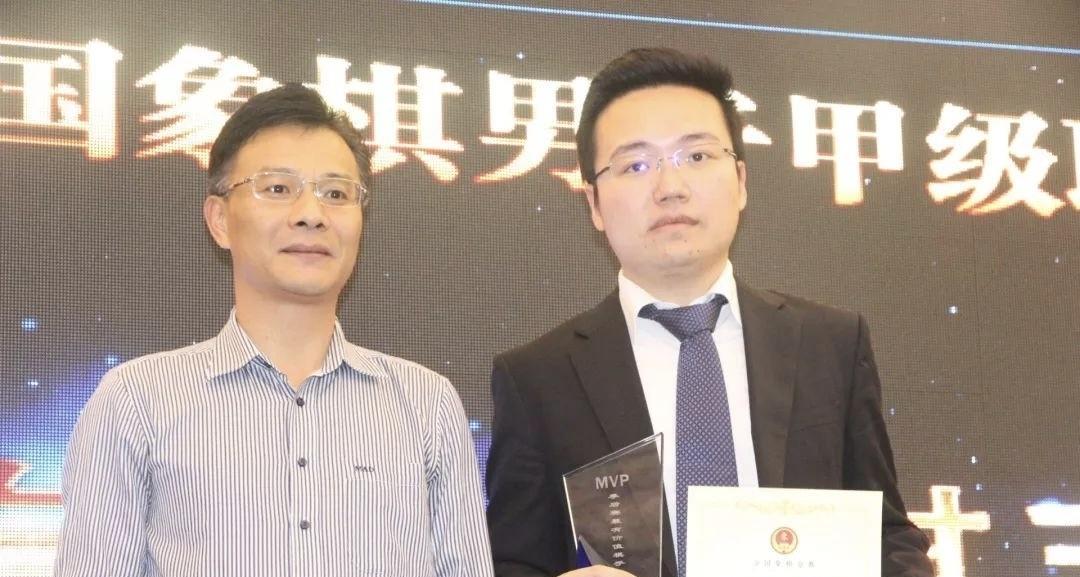 为什么郑惟桐买棋，都超越不了王天一？许银川才是最强王者！
王天一又是如何操纵比赛