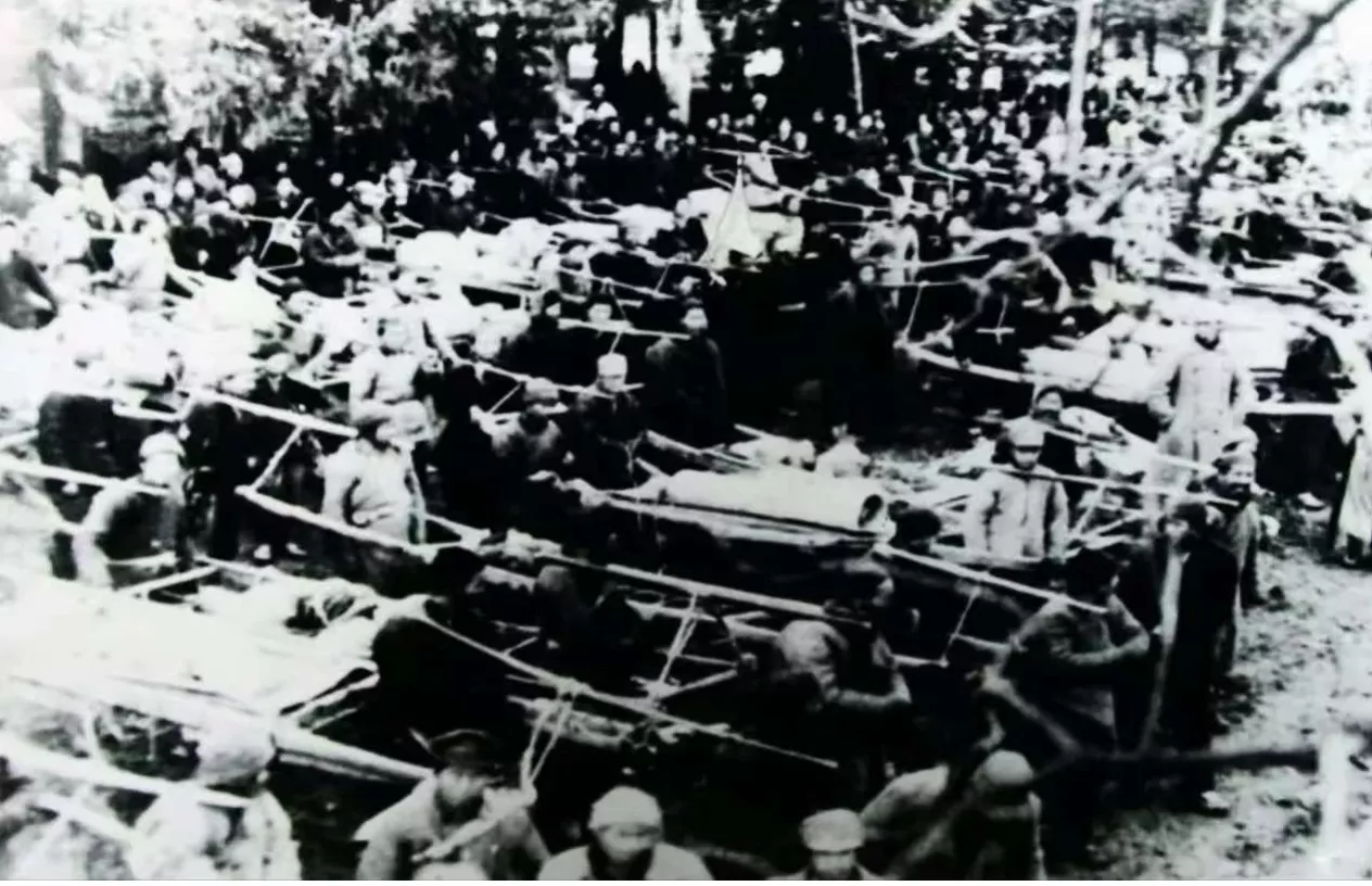 1948年冬，担架营营长田纪云率部返回根据地，半路上在王楼村附近休息。田营长枕着