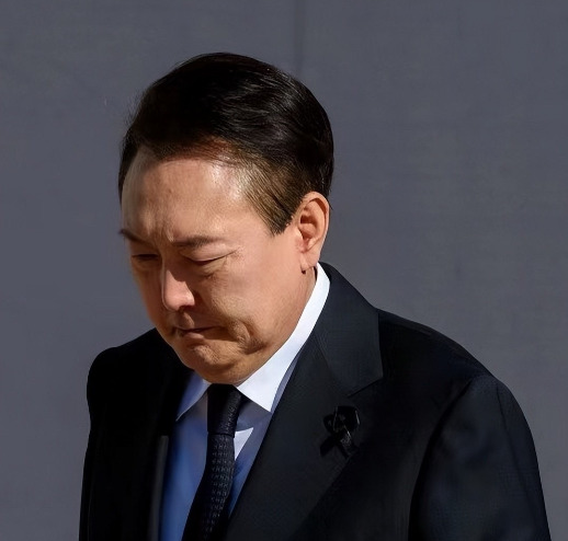 尹锡悦大势已去，未来或将身陷囹圄











---







