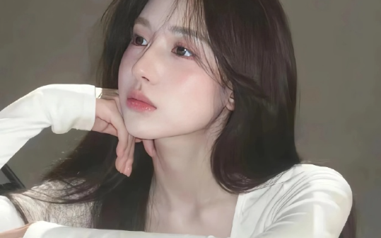 死后妈妈给我配婚却不办葬礼，被人孤立后她自杀来地府找我算账