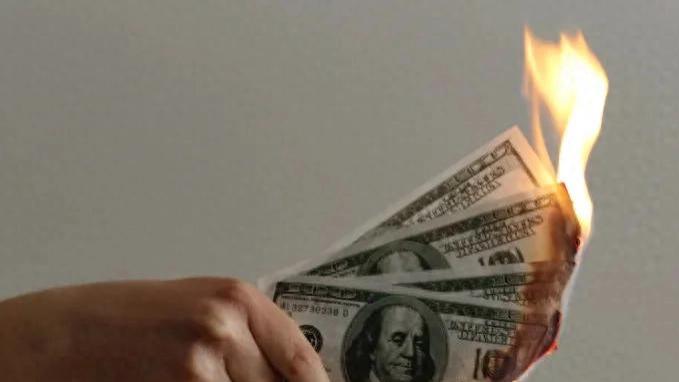 详解“千问们”的营销长跑：从流量之争到心智之战