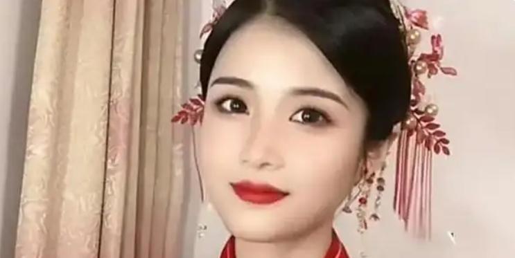 选错了伴侣，要及时止损。
河北孟村25岁的女子刘某某，由于给老公出轨的第三者打了