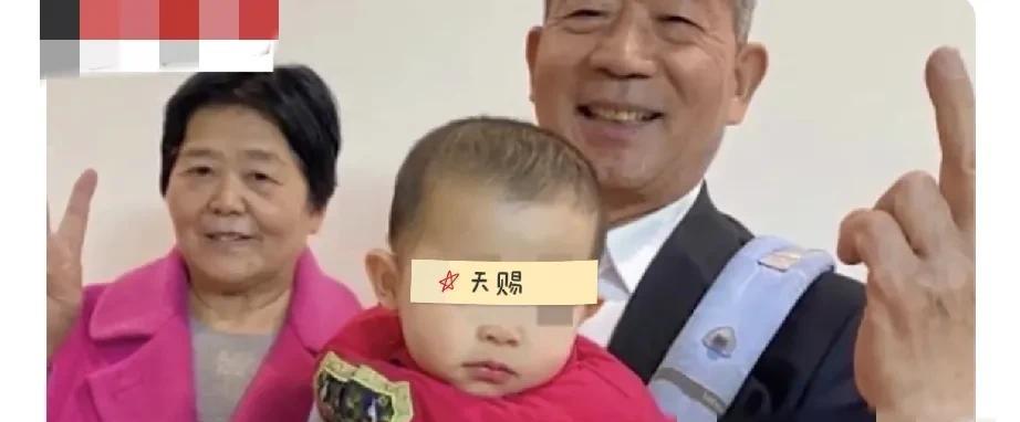 山东那对67岁生娃的老年夫妇，把5岁小孩送寄宿学校，死鸭子嘴硬是为了培养小孩独立