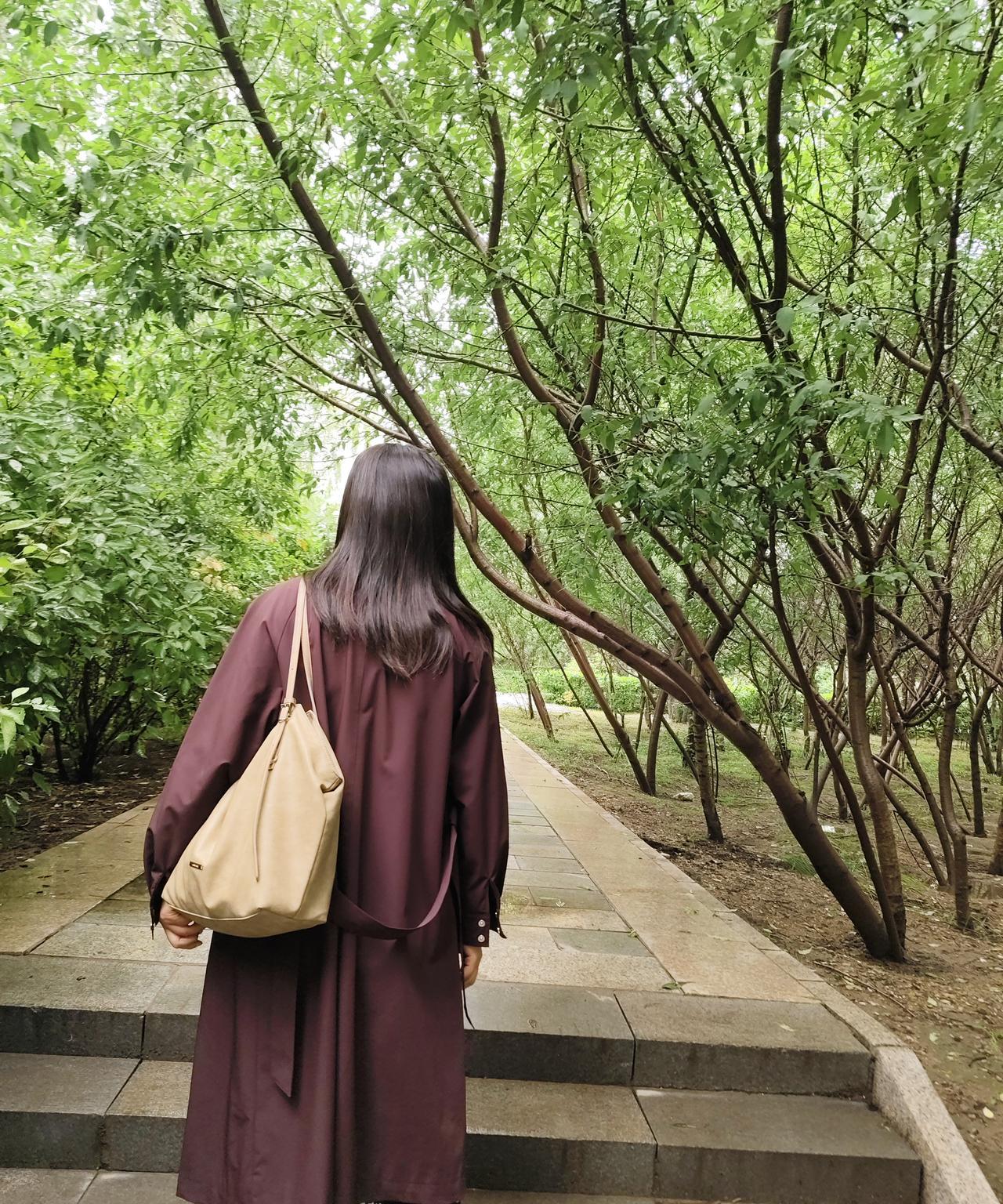 行百里者半九十，我把今天上午的事情说给你们听听，不知道你们会不会又笑话我呢？
今
