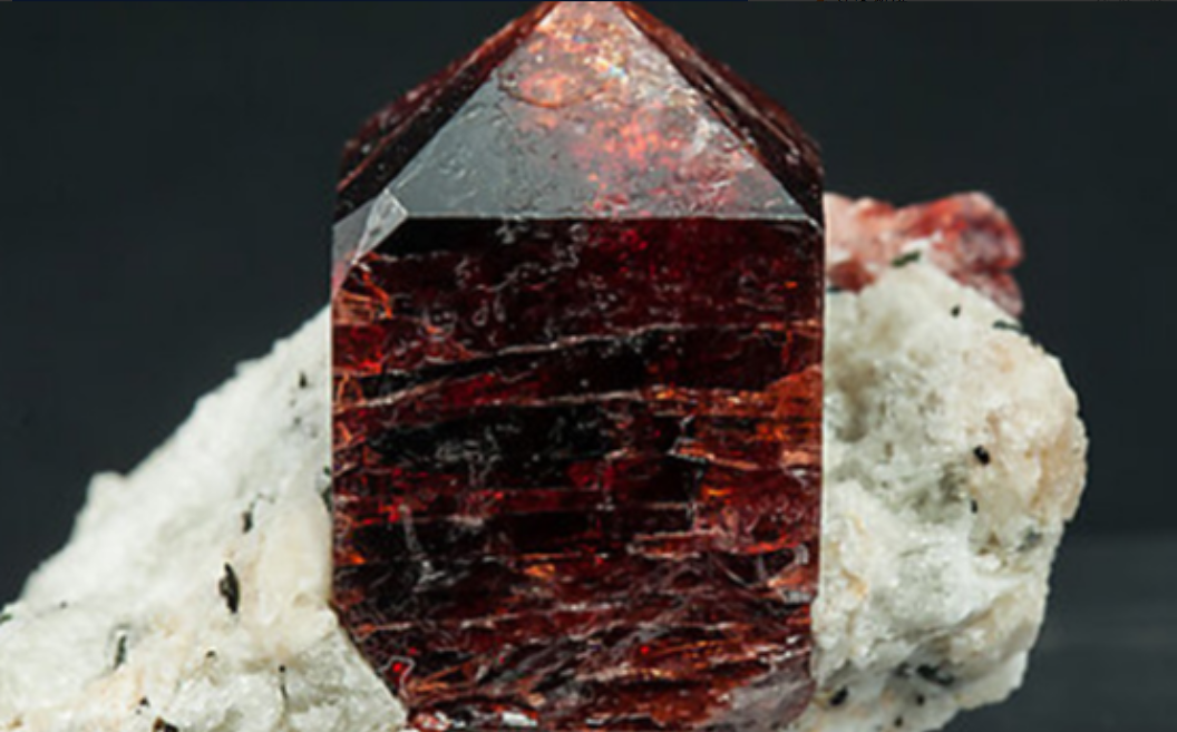 天佑中华，原地起飞，中国一下子就发现200万吨，再也不怕被卡脖子了！
 
麻烦看