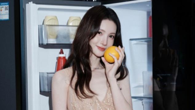 金晨坦言“再也不自己乱化妆了”：一场妆造翻车背后的真诚反思