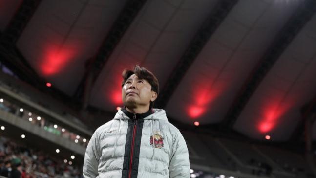 韩足晚报（2025.12.11）——继续掌舵首尔，金基东承诺将脱胎换骨