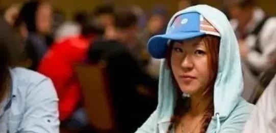 女赌神惨死异国











美国惊现华裔女尸





2020年8月