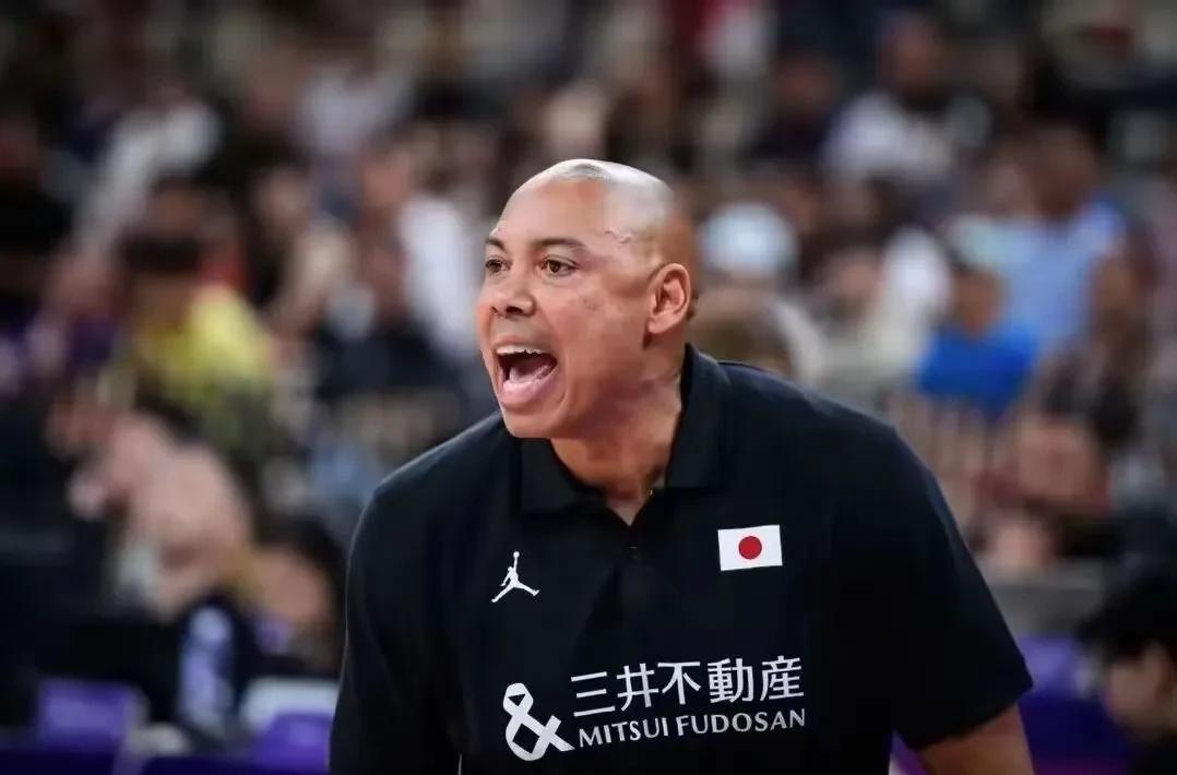 媒体人:日本女篮主教练收到CBA球队的执教邀请。
刚刚带领日本女篮在亚洲杯半决赛