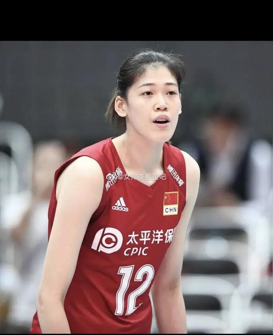 中国女排有必要为后李盈莹时代作准备了
李盈莹是一个很有排球天赋但也很悲情的一位姑