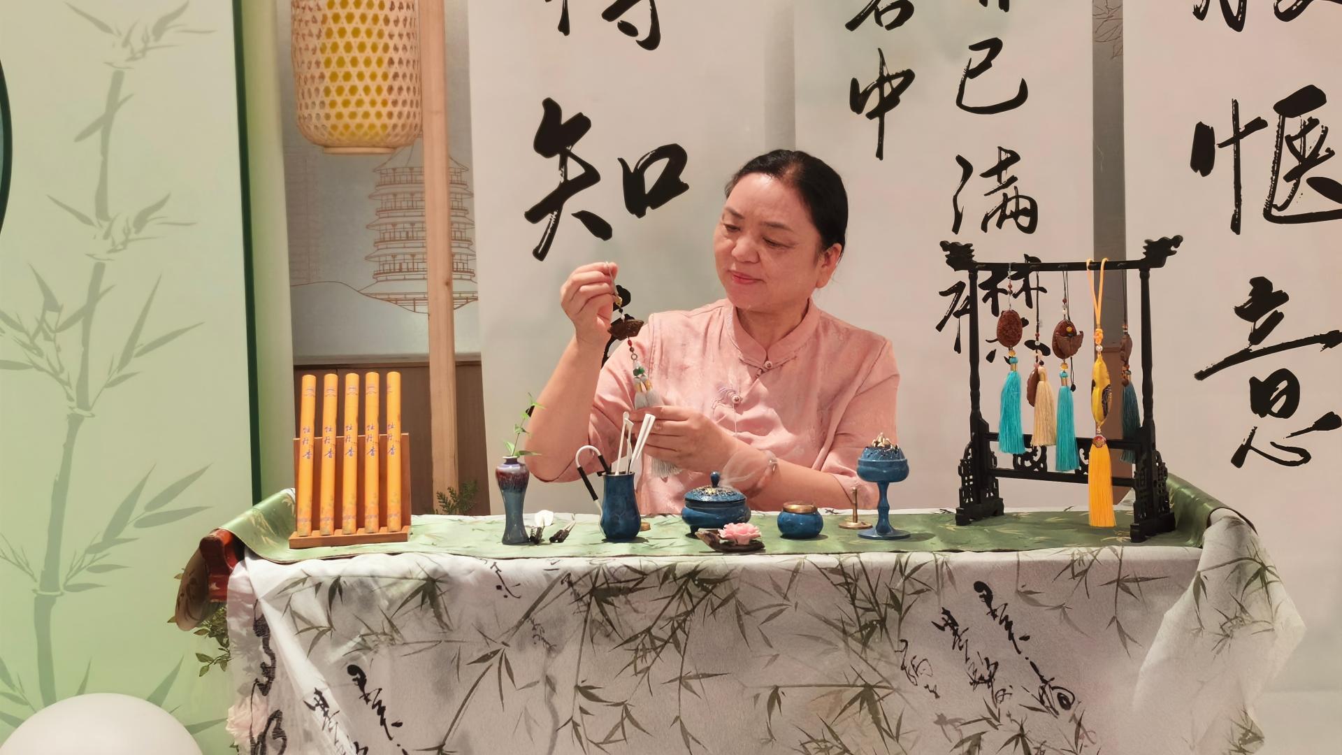 匠心筑梦乡土间——李文双获评“洛龙区乡村工匠”