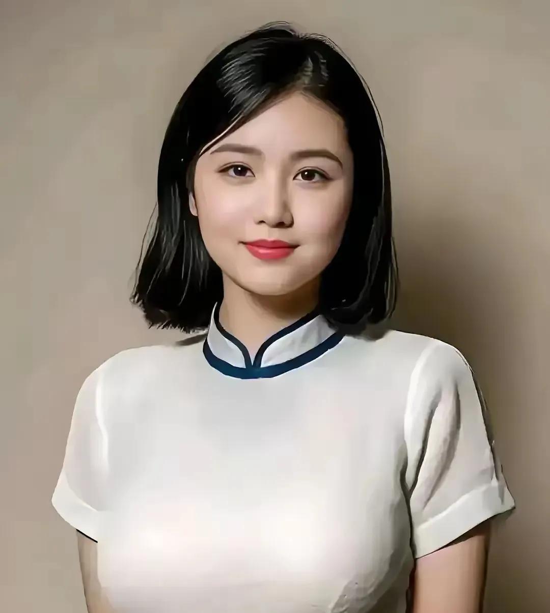 瘦了 20斤 之后
3.、晚餐七分饱刚刚好：晚上别吃到撑，七八分饱就行，吃多了消