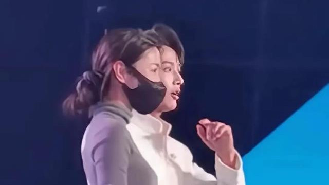 李云霄！美得不可方物！一首青城石下白素贞，人生达到巅峰！