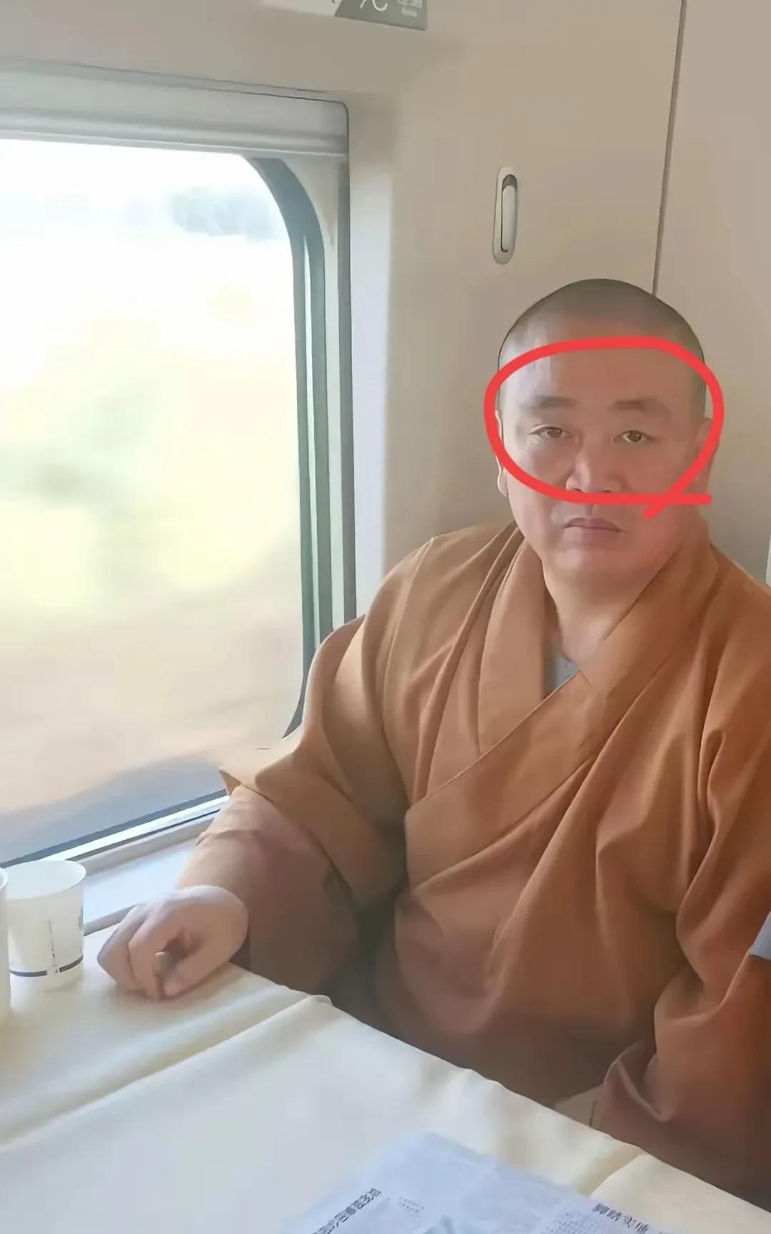 释永信的内心其实一直都是恐惧的，作为一个和尚，在佛祖眼皮底下天天干些蝇营狗苟的勾