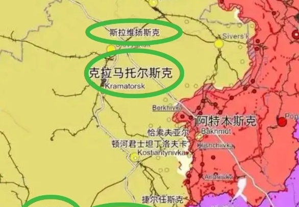 库尔红军城，打法不一样！俄罗斯中央集群军因地制宜，面对红军城特殊位置和地形，采用