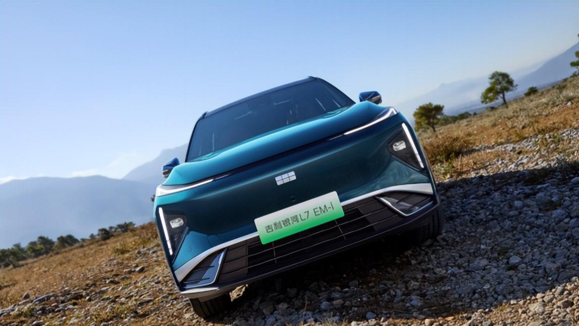 空间与娱乐兼得，银河L7 EM-i让全家出行不再将就