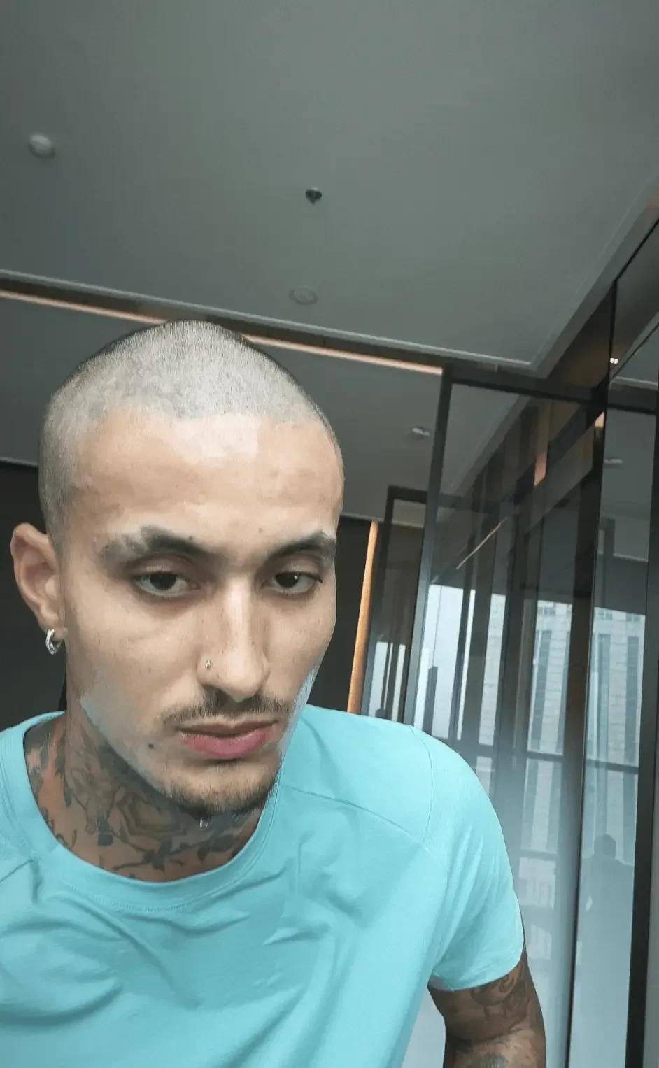 裤子码感觉有点废了，主要他的能力是有，包括他的上限也在，在一支彻底摆烂的球队显然
