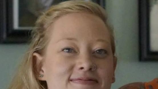 美移民警察枪杀一名37岁女性后，川普团伙歪曲事实、捍卫权力