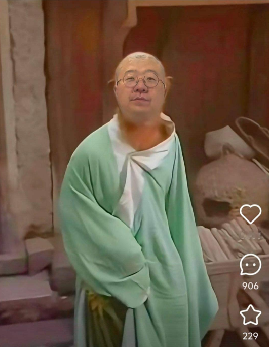 李诞，你不要太搞笑[鼓掌][鼓掌][鼓掌]

