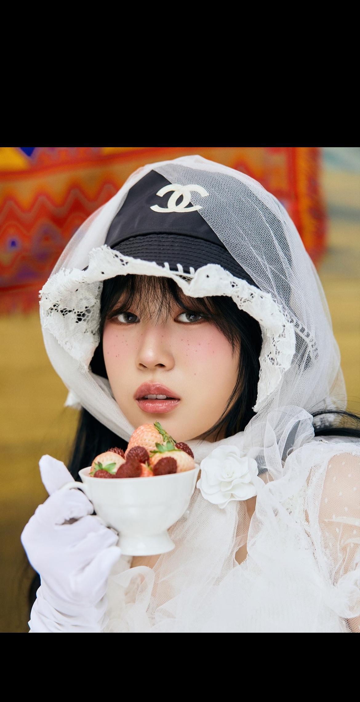 沈佳润专辑预览照。最后一张有点儿像Jennie耶！[石化]
小女孩挺好的，每个人