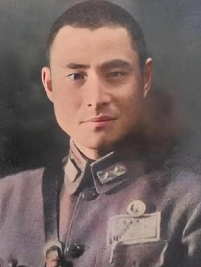1975年，蒋介石得知黄维被特赦的消息后，立刻邀请他前往台湾，不仅补发了他被俘2