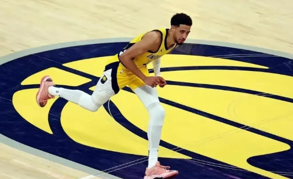 NBA总决赛雷霆和步行者打到了2:2。但球迷、各个平台的主播和解说都希望步行者赢