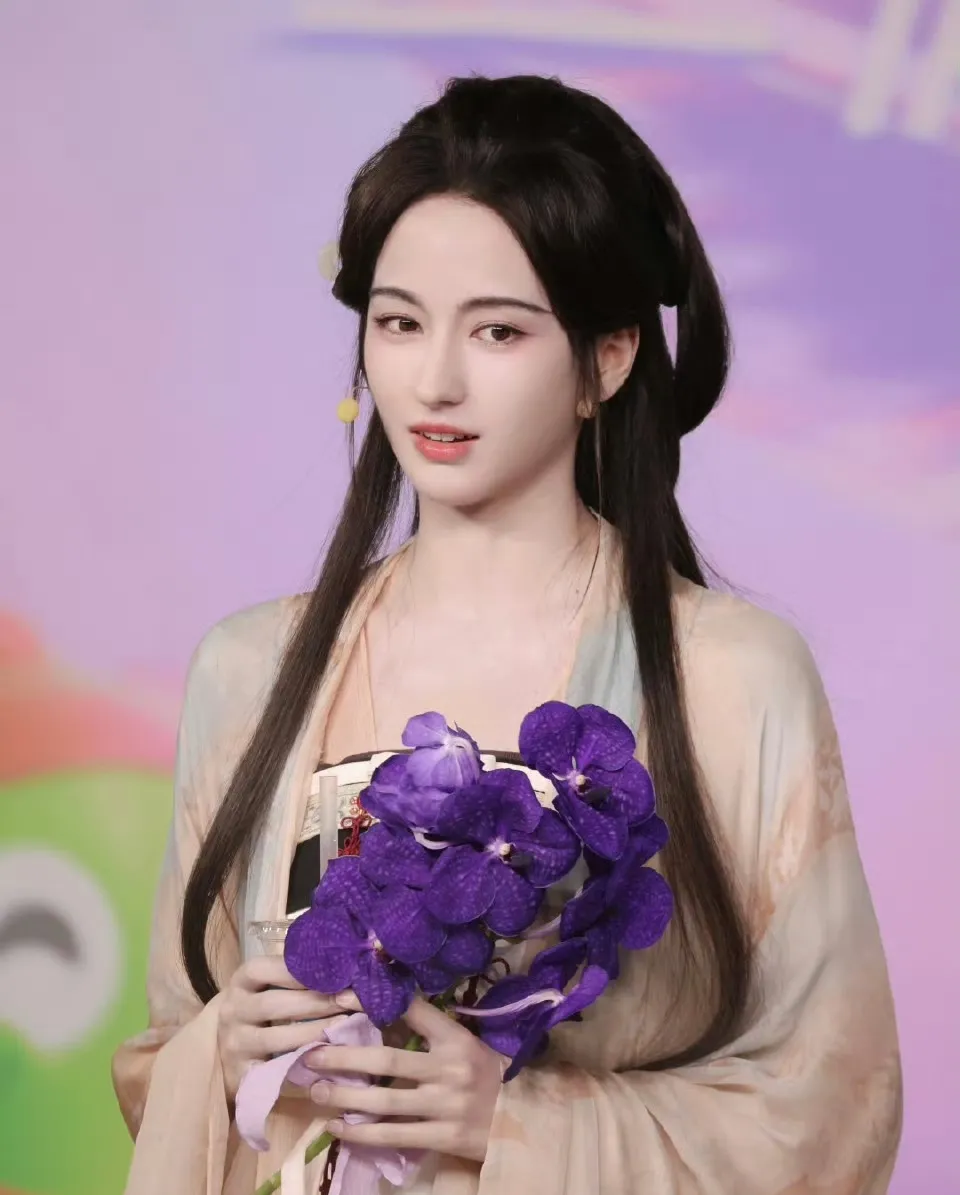 0后神颜必需要有李宛妲 ​​​