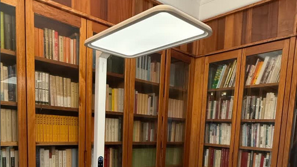 大几千的大路灯是智商税吗？能防控近视吗？哪款护眼大路灯好用？