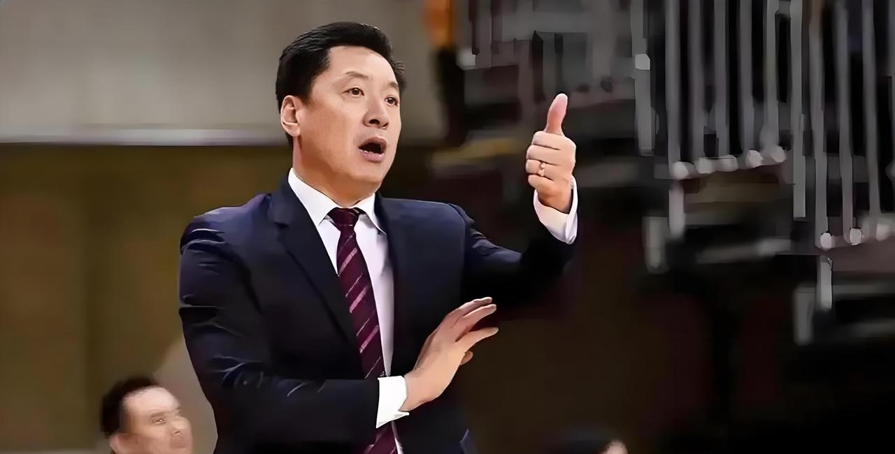 胡金秋知恩图报！
据浙江媒体人透露：胡金秋带队拿到冠军之后发信息给李春江，除了分