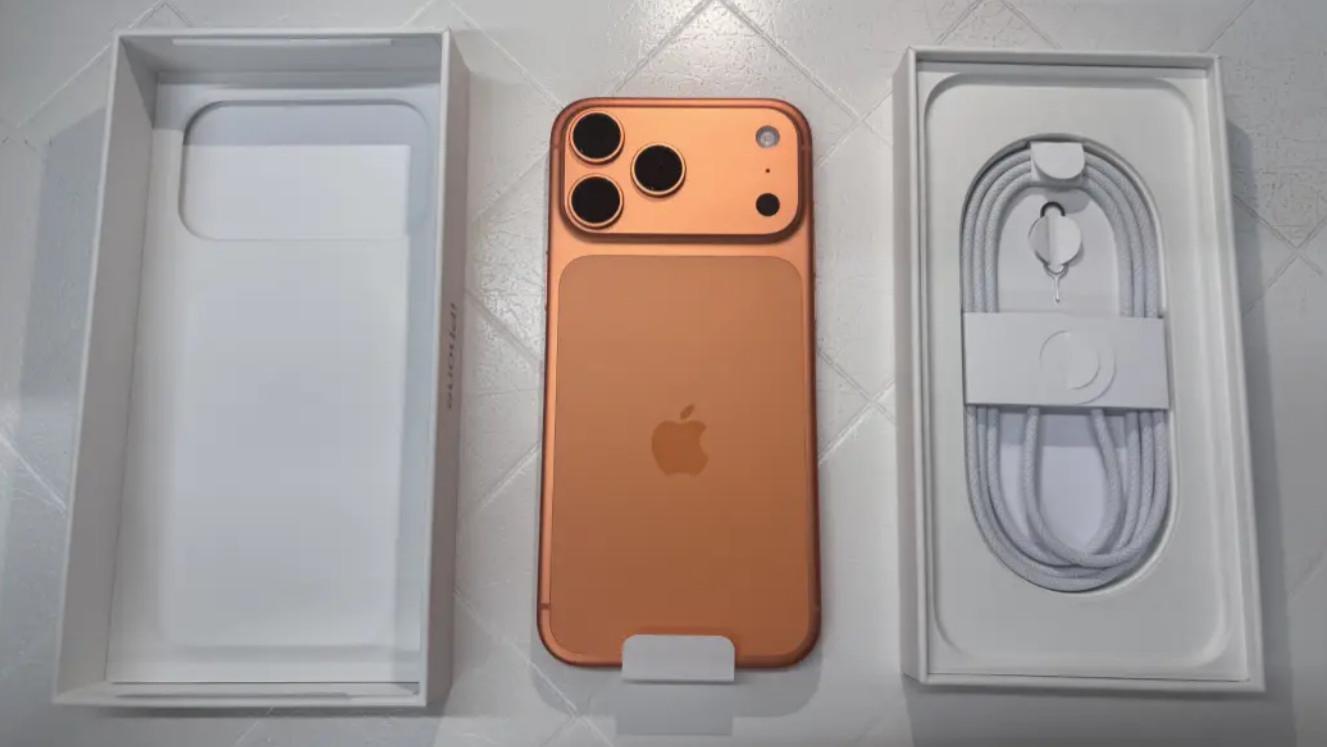 这么多年，苹果为什么敢一直打着环保的旗号公然不送充电头？