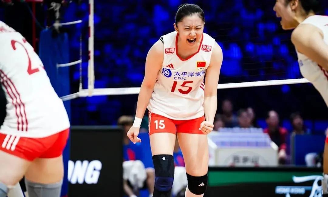 中国女排对阵日本女排的比赛时间提前，谁胜谁负很难判断
女排世联赛香港站中国女排对