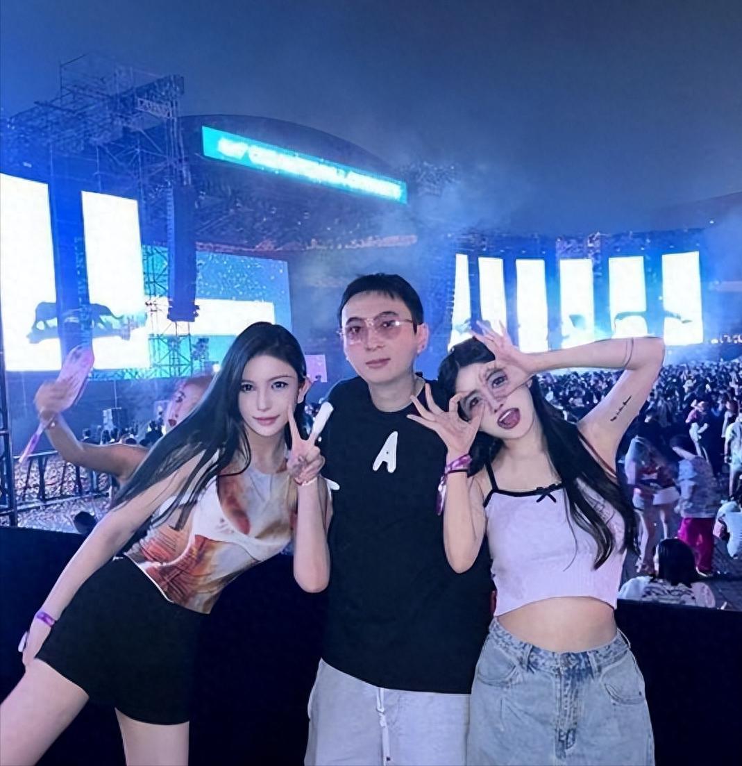 她曾是王思聪前任，如今34岁身材颜值双在线，嫩到出水