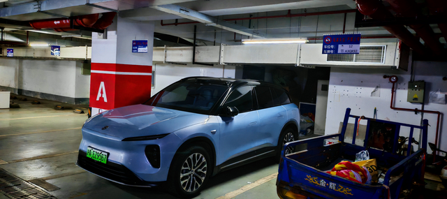 首次用车发个作业
终于提车完成了车衣和隔热膜施工，用了62000积分最后只花了3