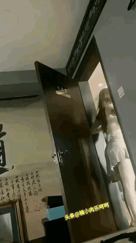 攒了多少天，去了一趟，潇洒走一回，钱没了，好后悔，下次不来了[打脸][打脸]