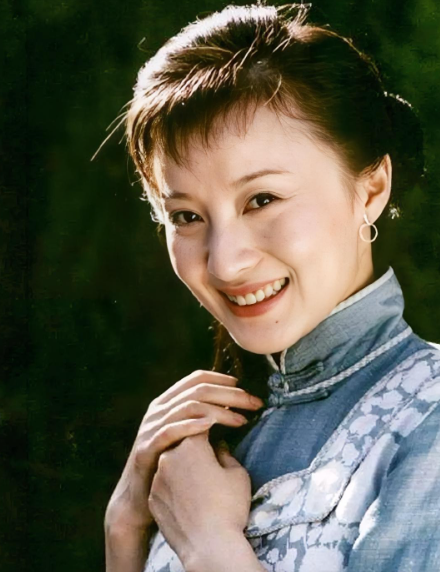 大家还记得这位女演员吗？