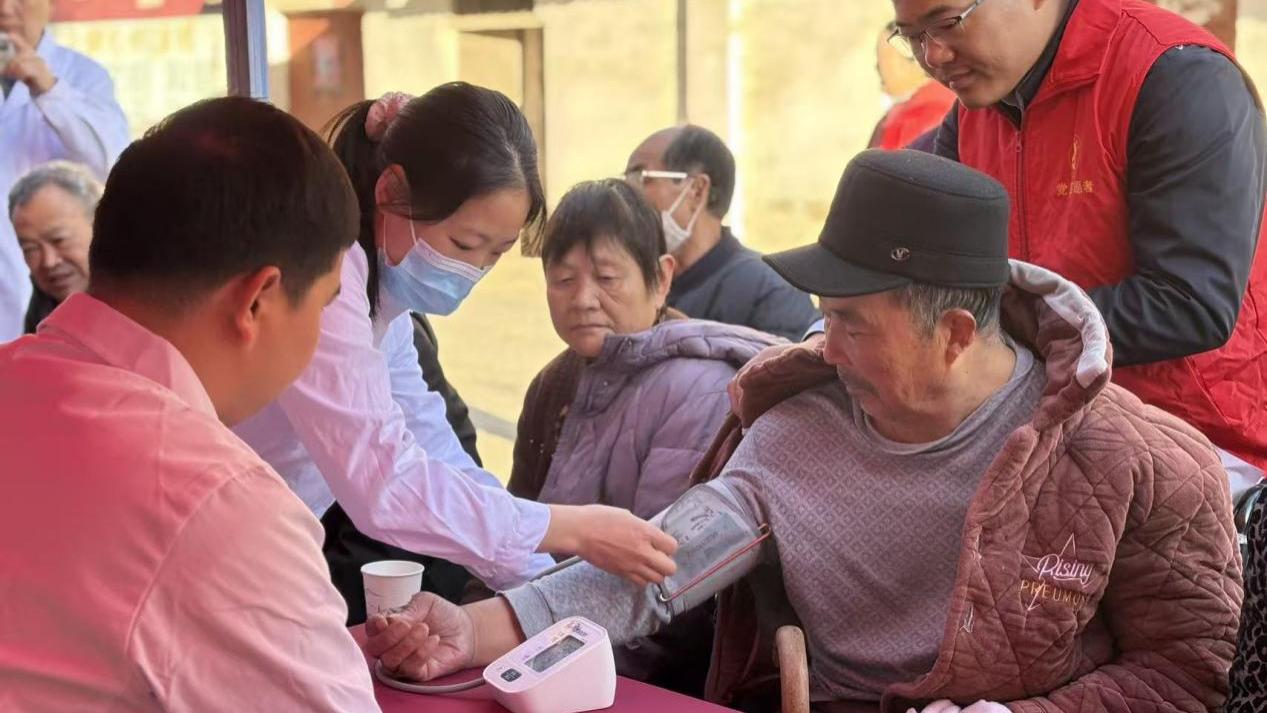 信阳潢川：党员报到“践初心” 支部联动“解民忧”