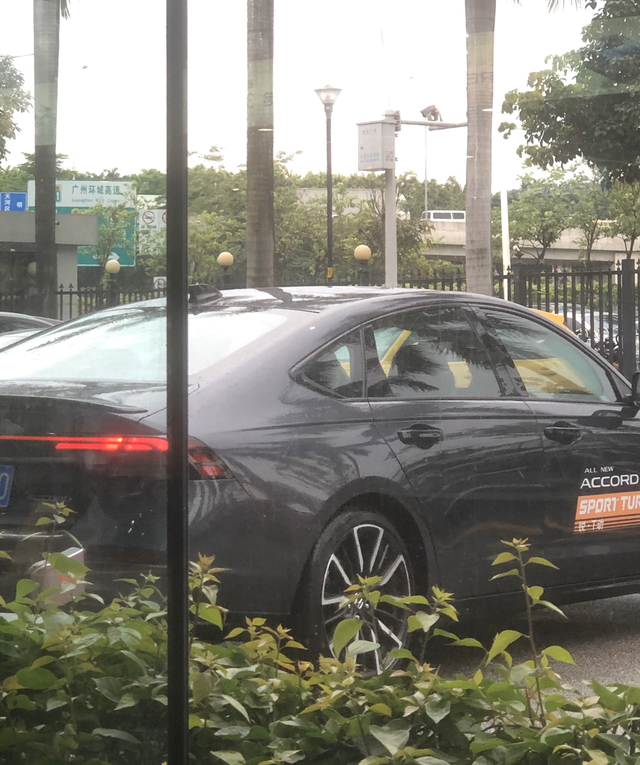 那些说11代雅阁胎噪小很多的是认真的吗
下午试驾了这台11代顶配，还不是一个🐦