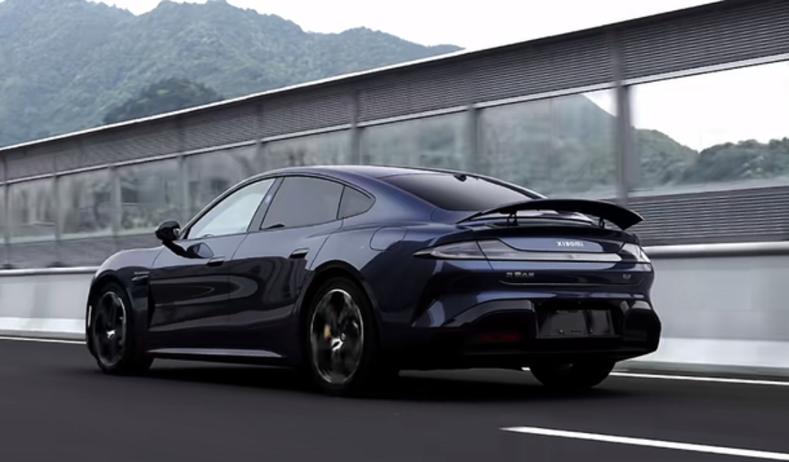 小米充电桩
充电桩有兄弟们安装的吗？11kw的超出米数要55一米，怎么和师傅讲价