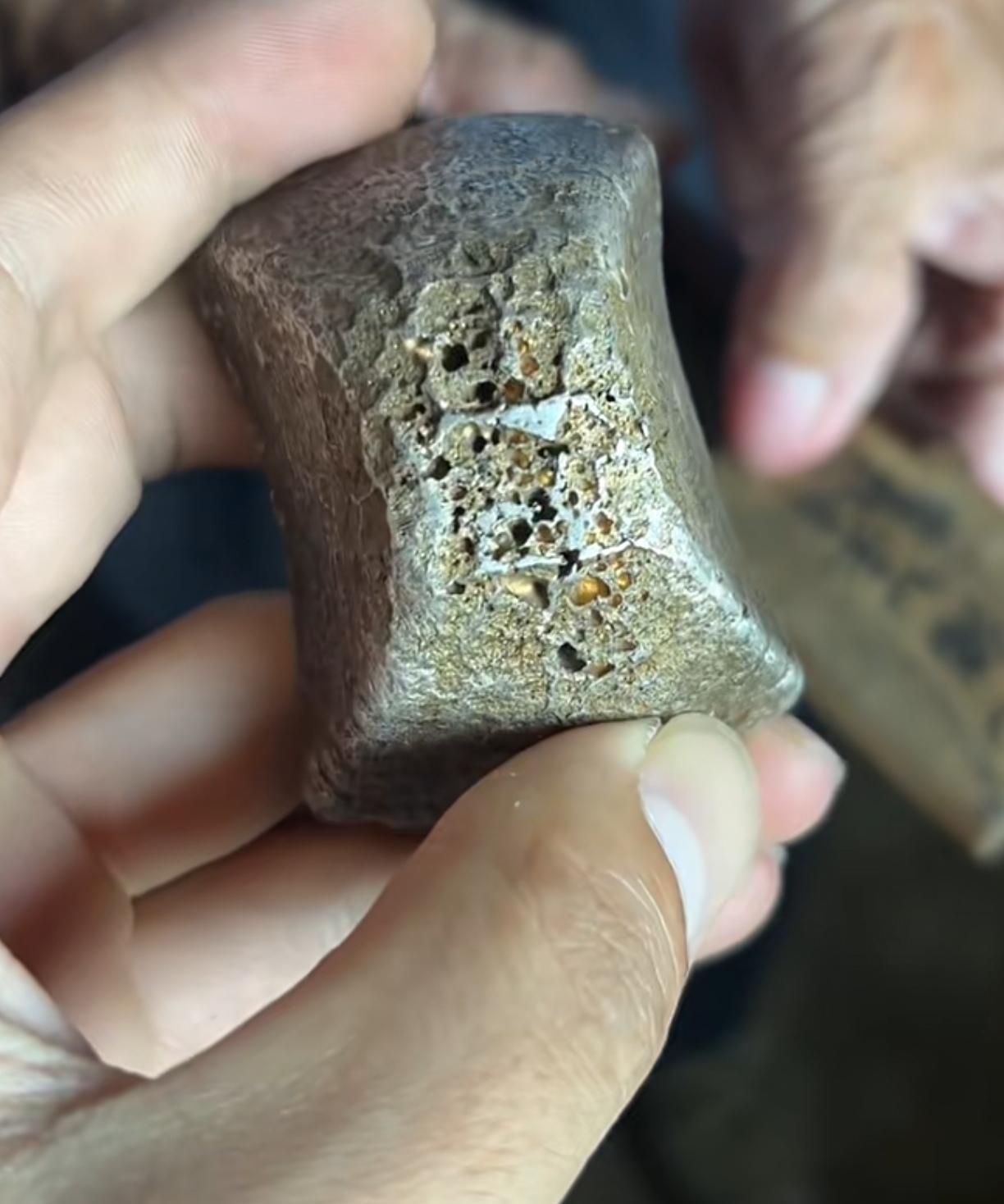 老一辈的，还有剩下的钱留下来，感觉我还有花呗等着还