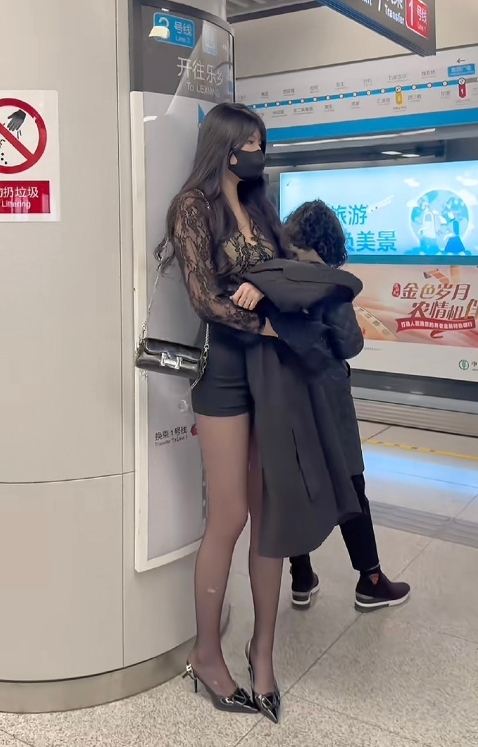 低碳出行，还是要多坐地铁呀