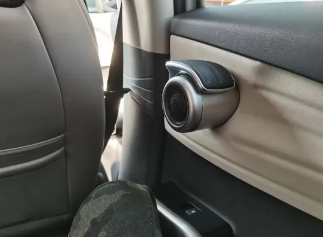 快到地方了，这个门怎么下车