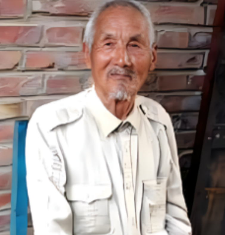 抗战时，日军押着张思问等人去压棒面，房东老头悄悄告诉他们：“河那边就是苏联，你们