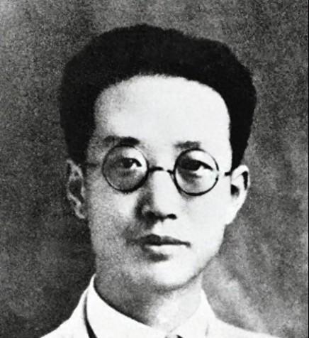 瞿秋白慷慨赴死时年仅36岁，建国后毛主席为何说：以后要少纪念他？瞿秋白被捕时，其