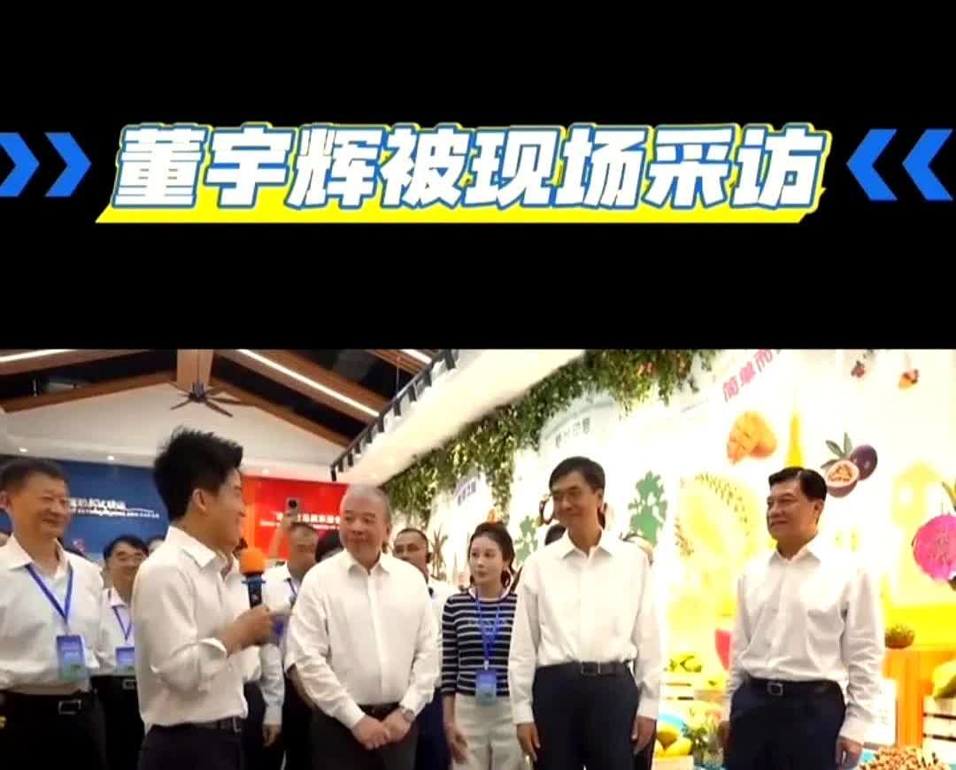 错过了直播，现在到处刷切片看 你发现没，有些人站在镜头前天生自带松弛感，说话节奏