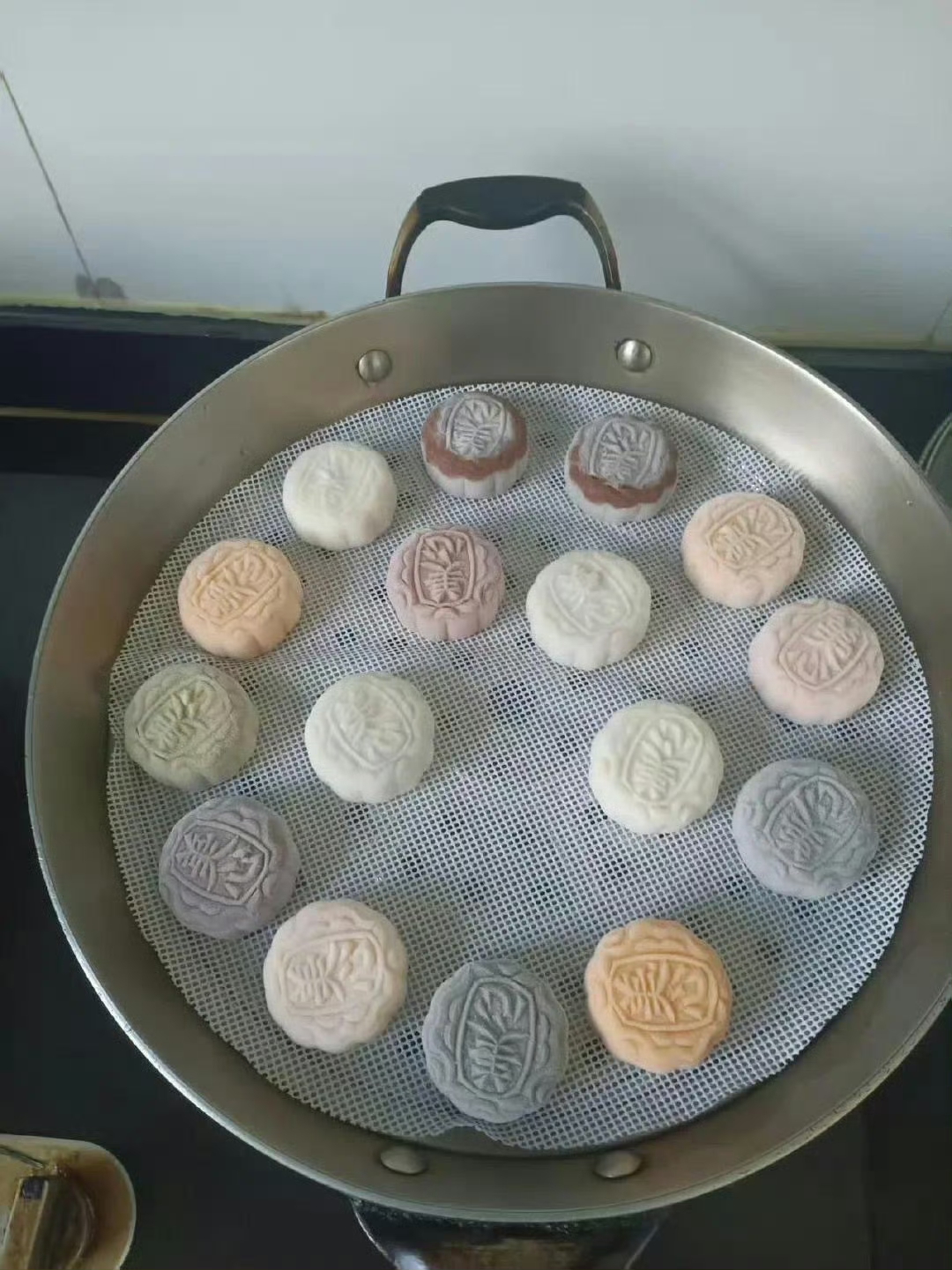 给长辈买冰皮月饼 一定要说明吃法