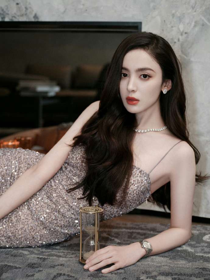 古力娜扎这个美貌，看一次夸一次