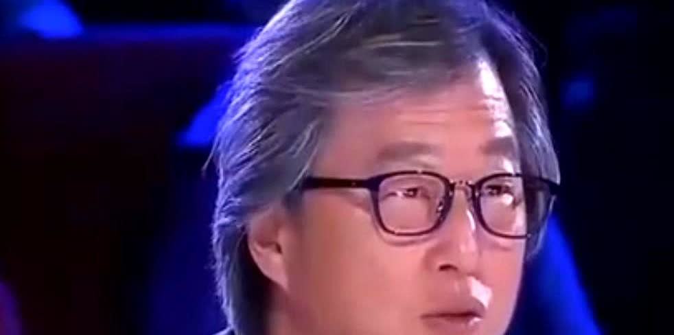 小s被吴宗宪和葛斯齐炮轰，为什么王伟忠会出手解决？

他保全的不是大s的体面