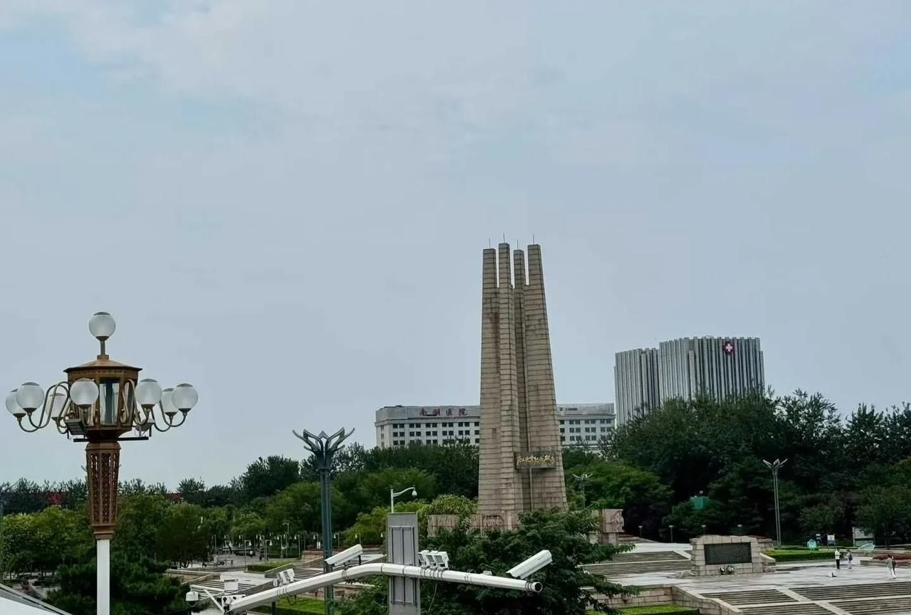 又是一年7月28日，对于唐山人来说，这个日子注定难以忘记。
我记得我很小的时候，