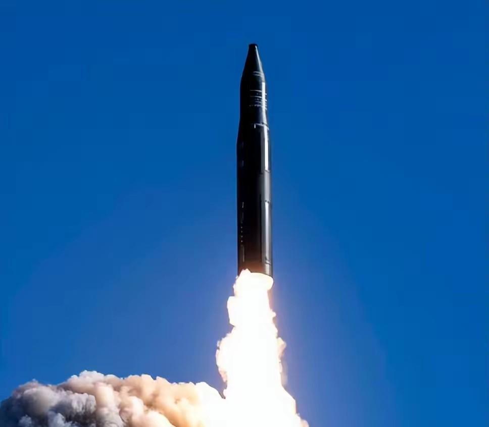 我国为何在这个时候公布东风-5洲际弹道导弹参数？3个核心原因：
1、国际形势严峻