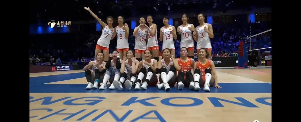 北京时间2025年6月21日，世界女子排球国家联赛（VNL）第二周今日赛程：
①